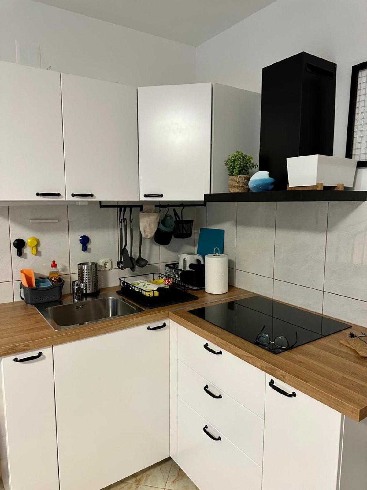 Apartments Eti 波尔 外观 照片