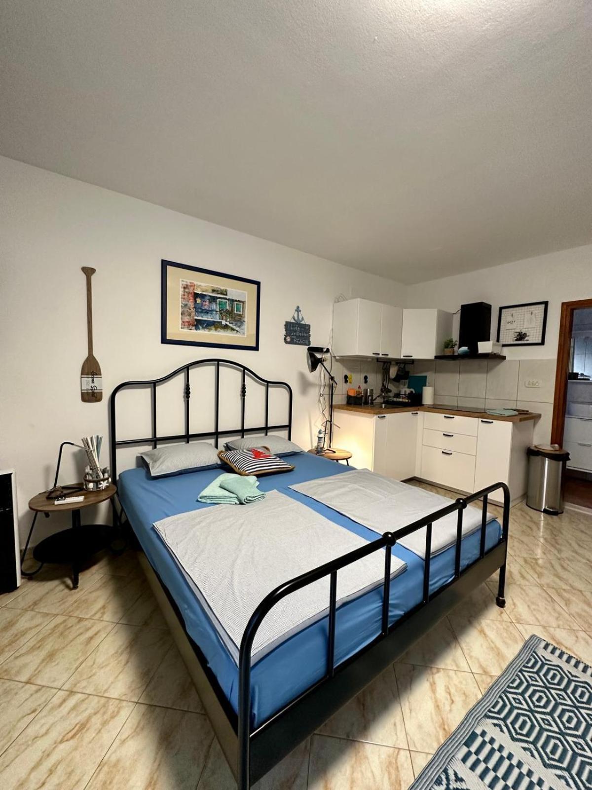 Apartments Eti 波尔 外观 照片